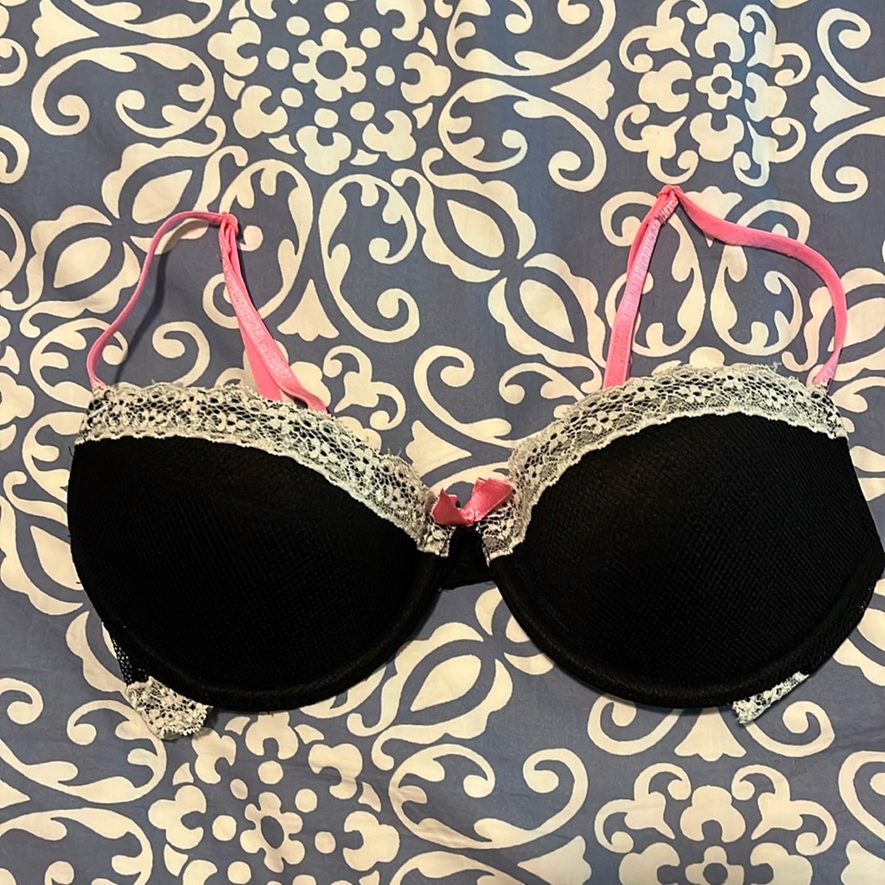 Chic and sexy demi-cup lace bra with straps.